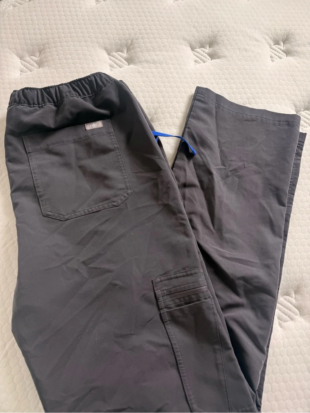 Figs Men's Charcoal Joggers with Blue Drawstring